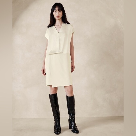 Banana Republic Claudine Satin Mini Dress Ivory Size Large NWT - Picture 1 of 8